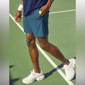 Beyond Yoga NWT Pivotal Men's Performance Short